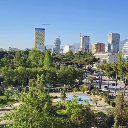 Amo Tower Tirana Center Apartment ภายนอก รูปภาพ